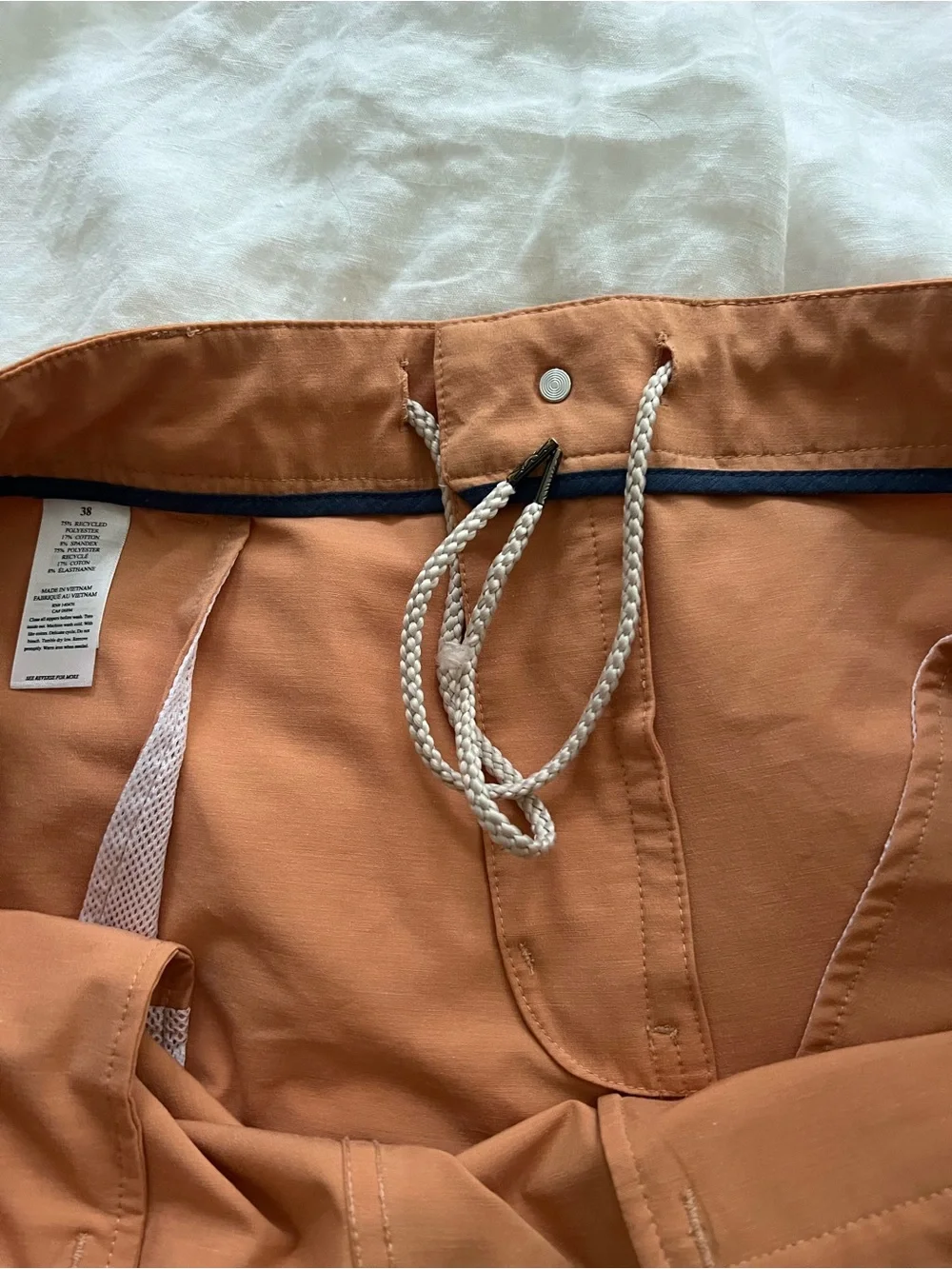 Faherty - Belt Loop All Day Hybrid Shorts in Sierra - Size 38. 9” length